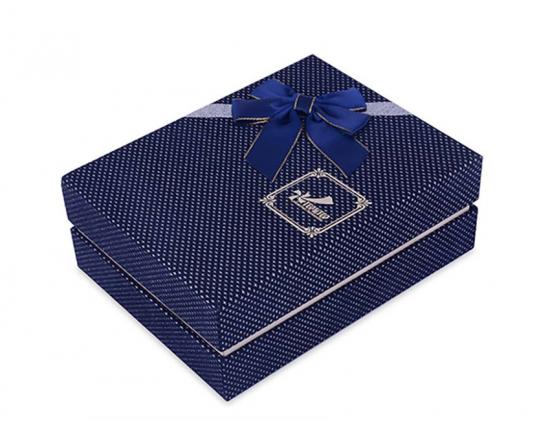 Suits Packing Gift Box